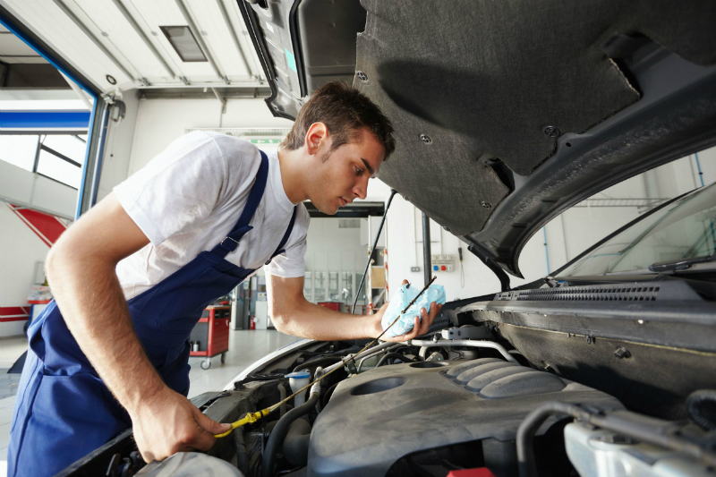 Oil Change in Ashland VA : 4 Questions for Rookie Car Owners