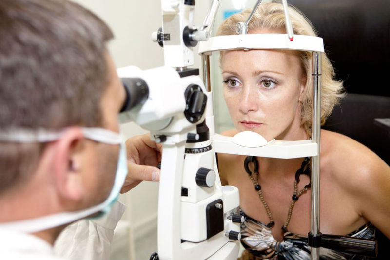 3 Ways to Protect Your Eyes Between Visits to a Jacksonville Eye Doctor